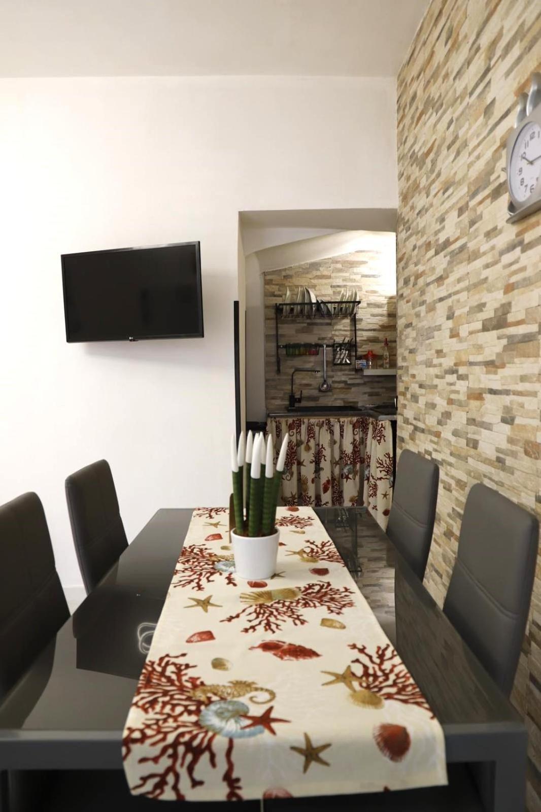 Lo Scarrozzo Room Palermo Esterno foto